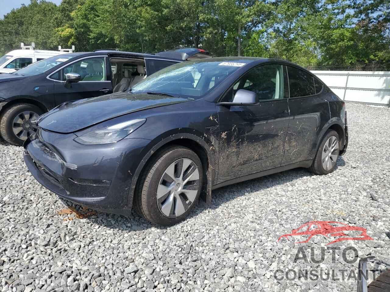 TESLA MODEL Y 2024 - 7SAYGDEE7RA227565