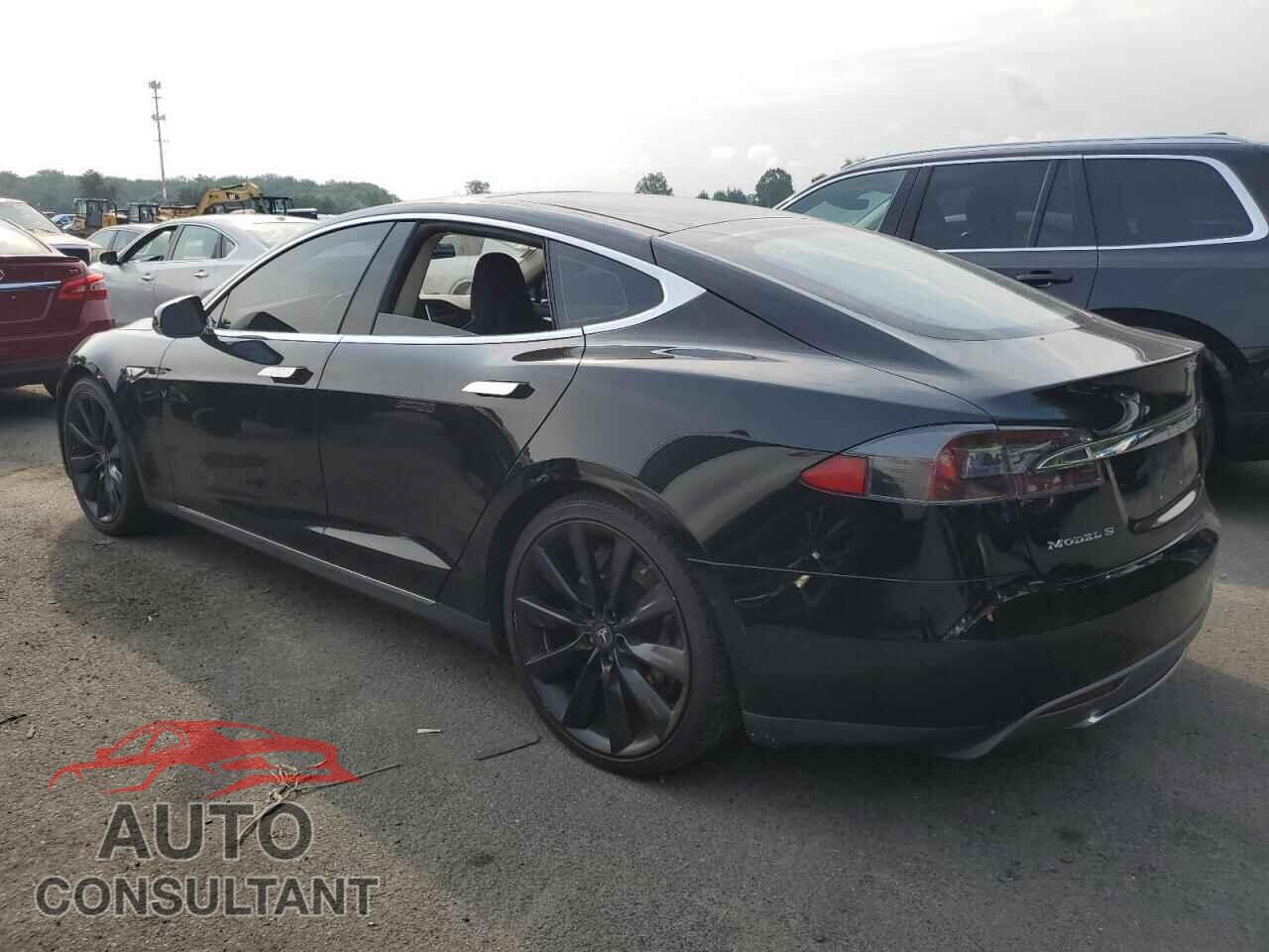 TESLA MODEL S 2014 - 5YJSA1H11EFP56552