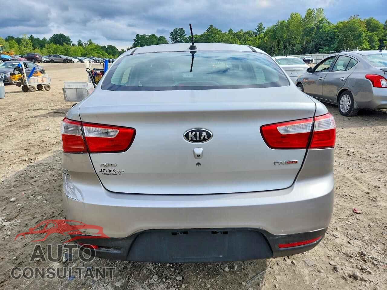 KIA RIO 2013 - KNADN4A39D6226511