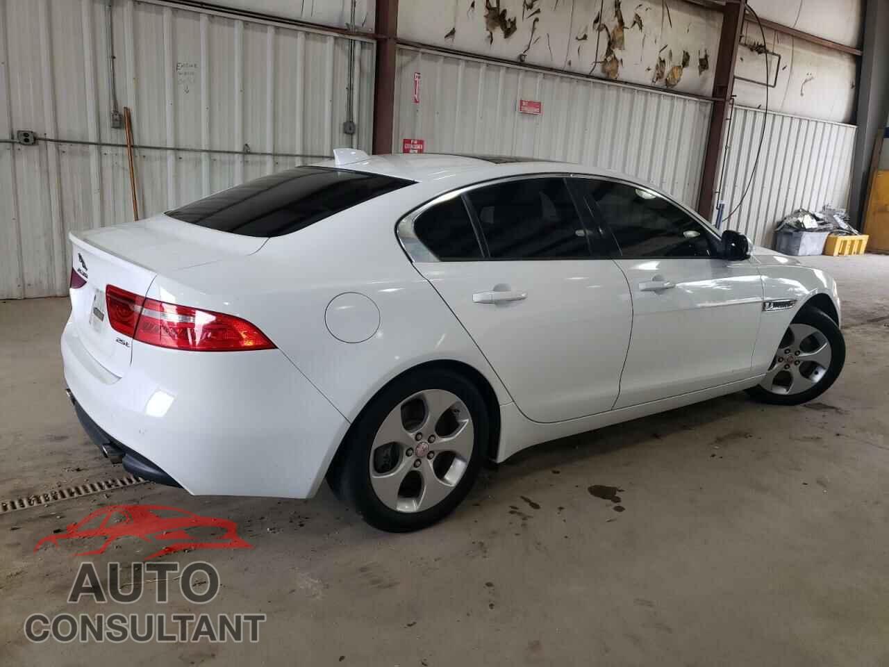 JAGUAR XE 2017 - SAJAR4BGXHA947985