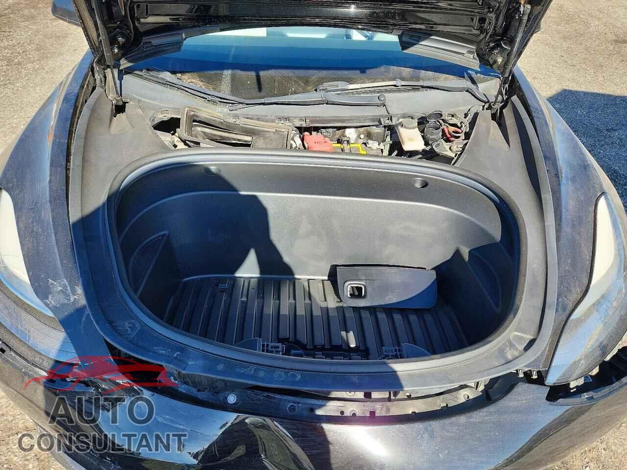TESLA MODEL 3 2021 - 5YJ3E1EA9MF086261