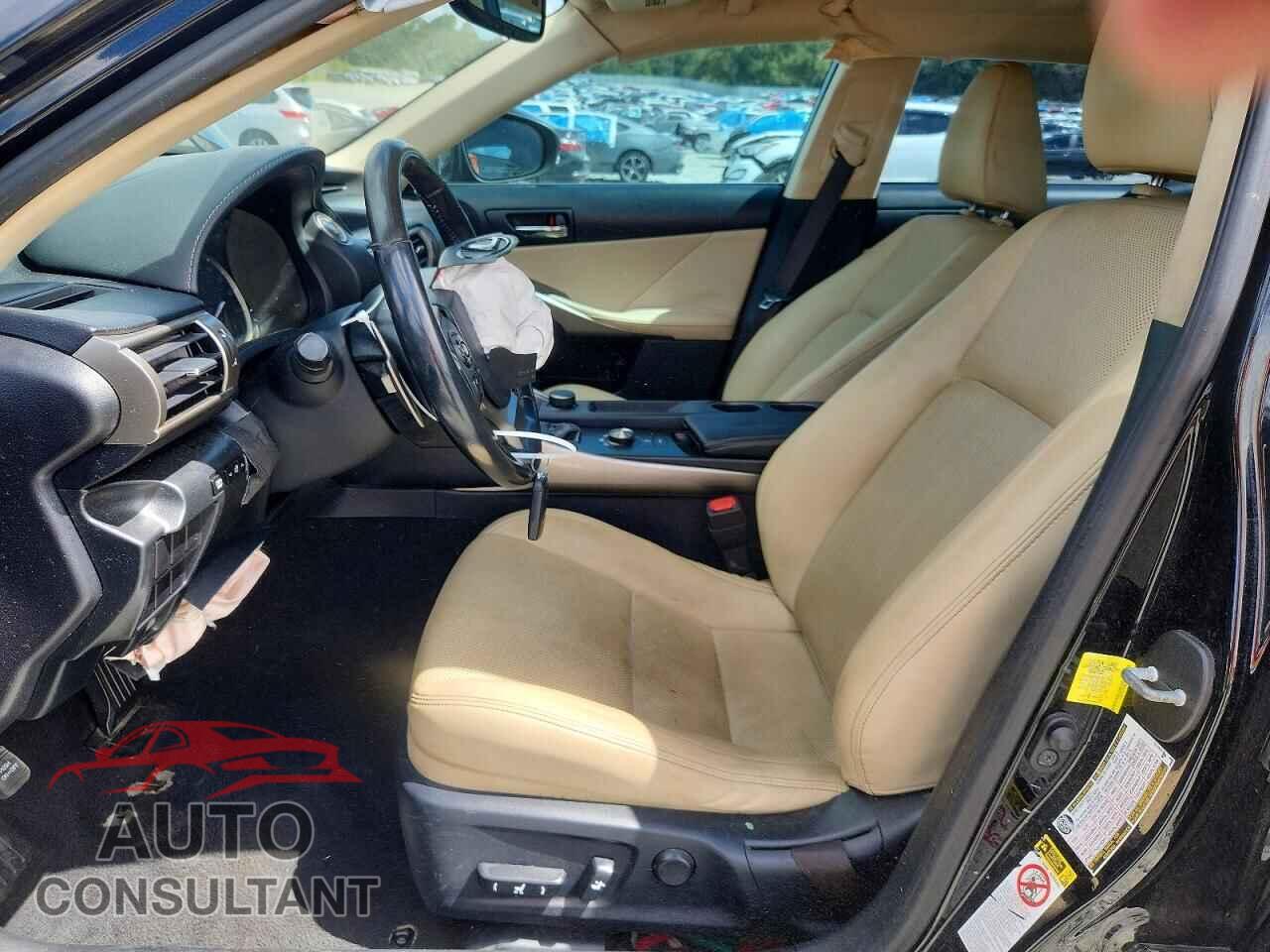 LEXUS IS 2015 - JTHBF1D27F5053975