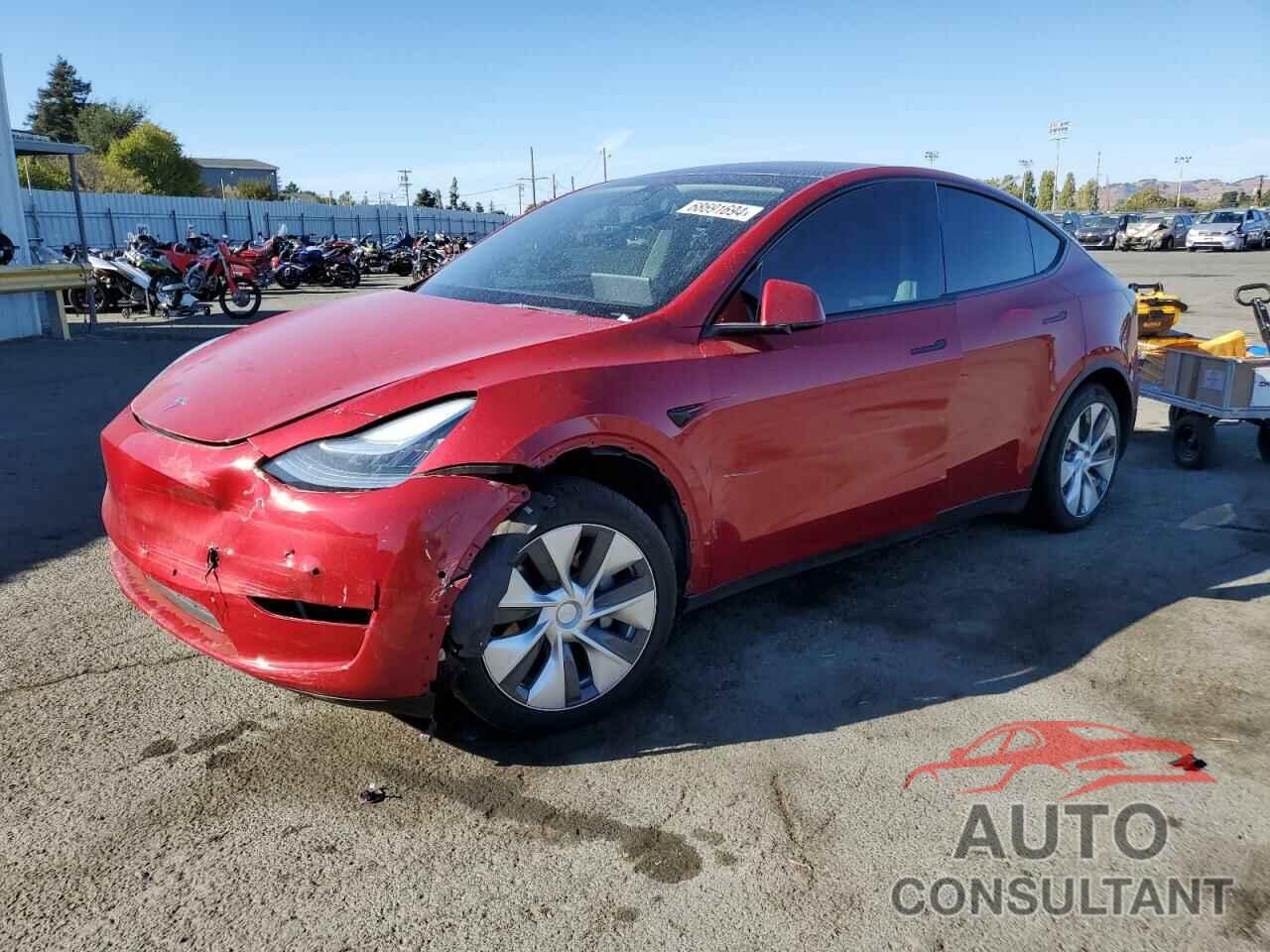 TESLA MODEL Y 2021 - 5YJYGDEEXMF096172