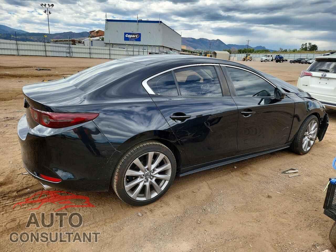 MAZDA 3 2021 - JM1BPABL4M1337157