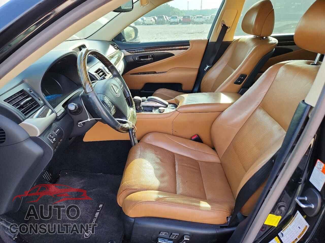 LEXUS LS460 2017 - JTHBL5EF6H5145325