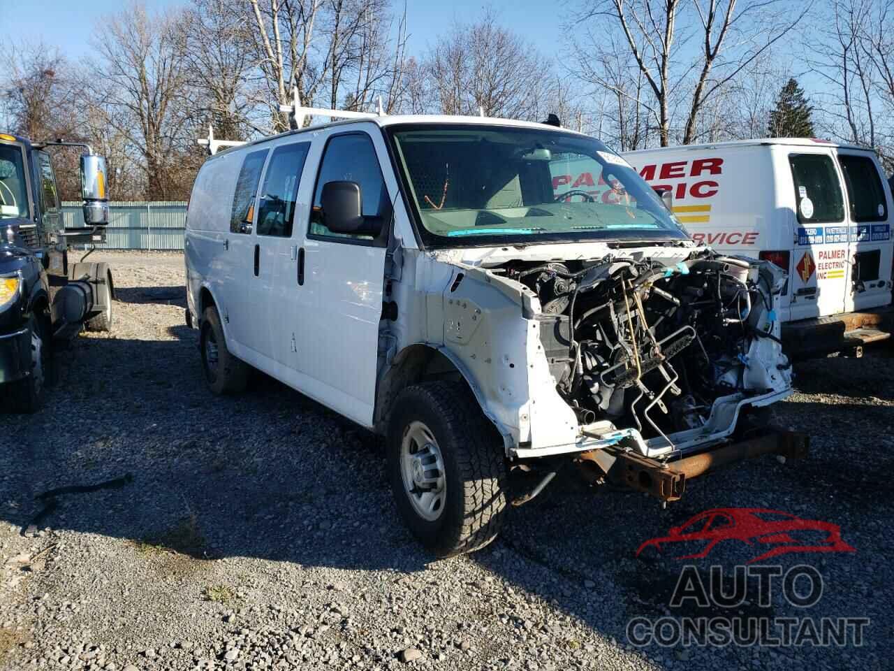 CHEVROLET EXPRESS 2018 - 1GCWGAFG3J1338312