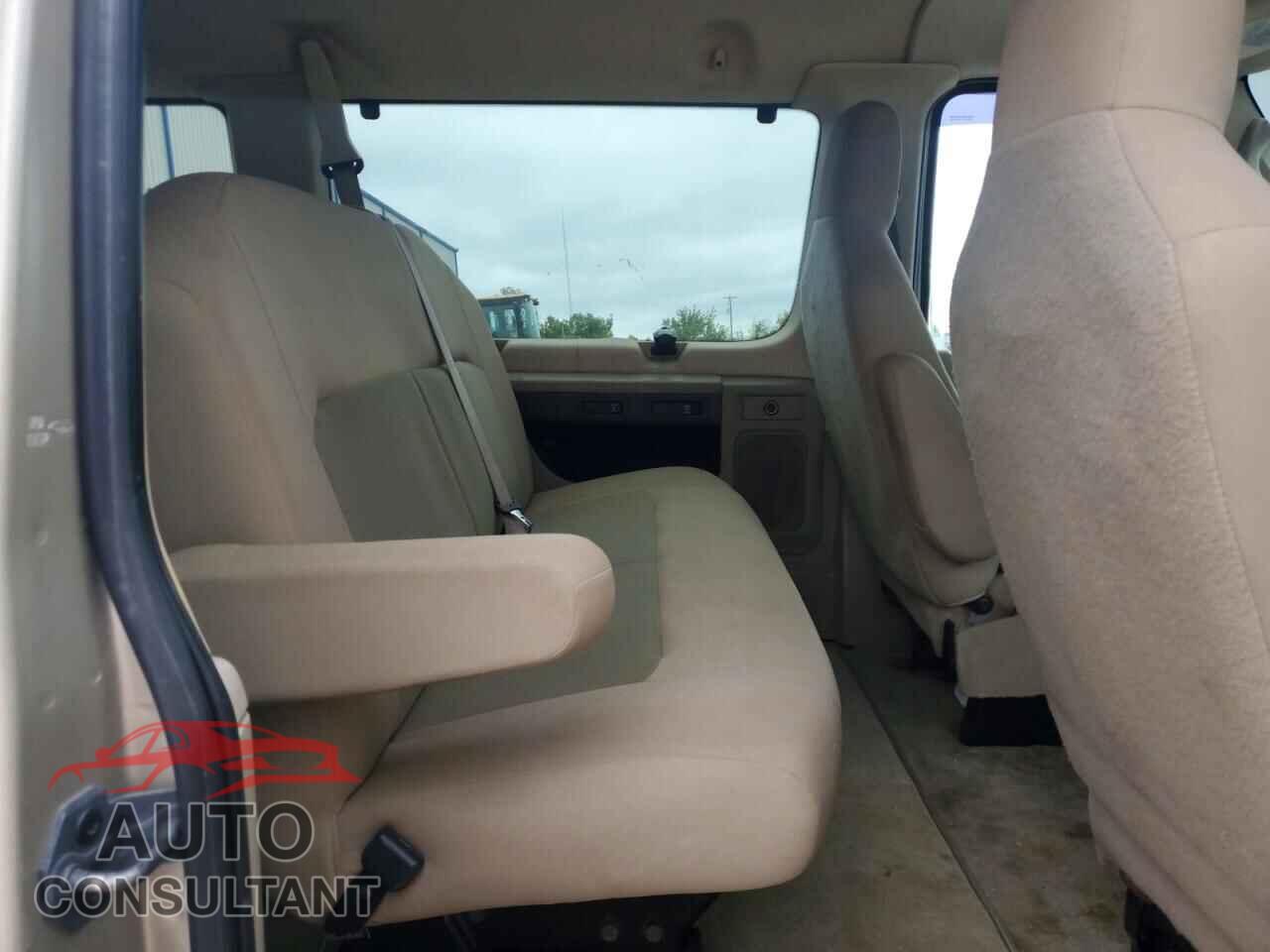 FORD ECONOLINE 2013 - 1FBNE3BL7DDA84286