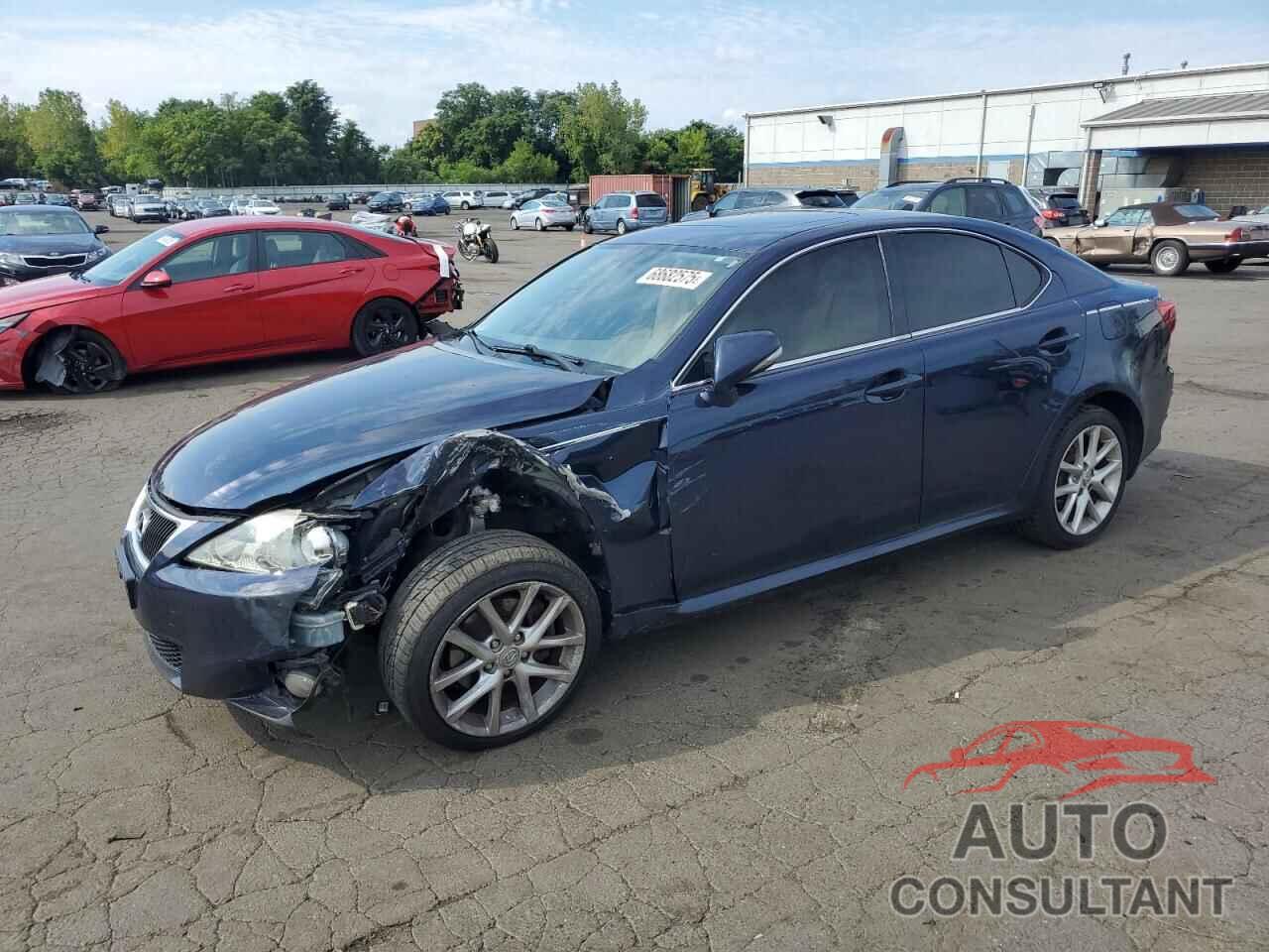 LEXUS IS 2012 - JTHCF5C21C5055147