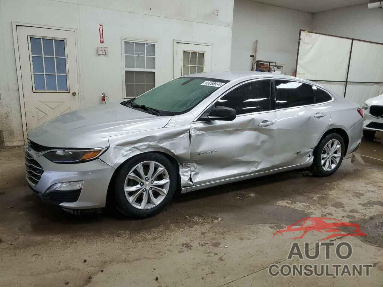 CHEVROLET MALIBU 2019 - 1G1ZD5ST8KF179588