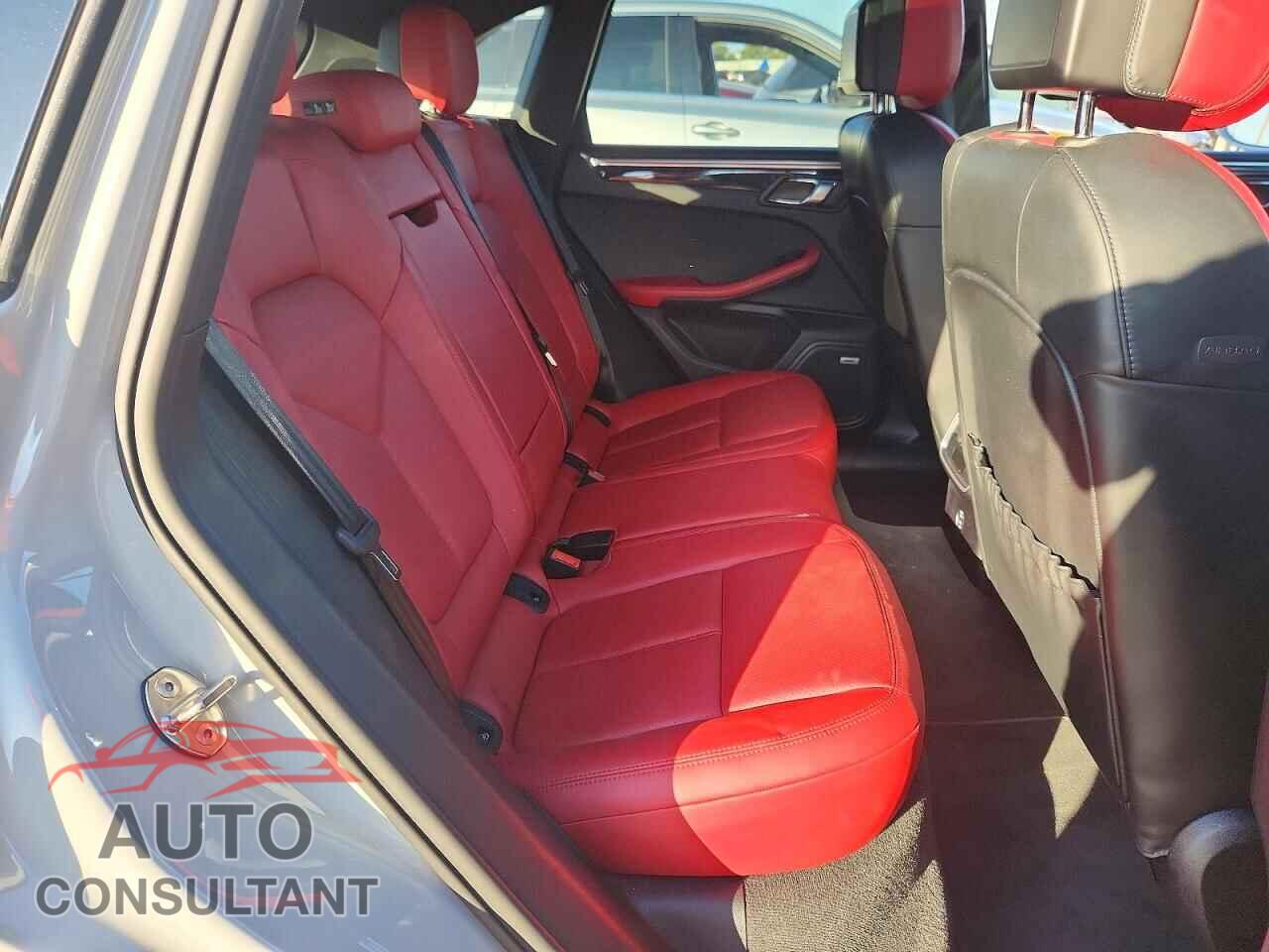 PORSCHE MACAN 2021 - WP1AA2A53MLB14858