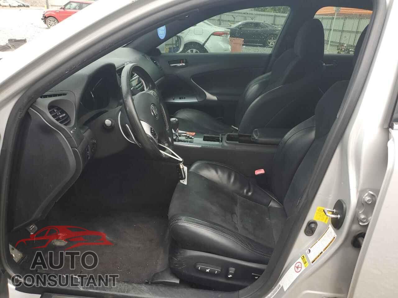 LEXUS IS 2012 - JTHBF5C24C5167937