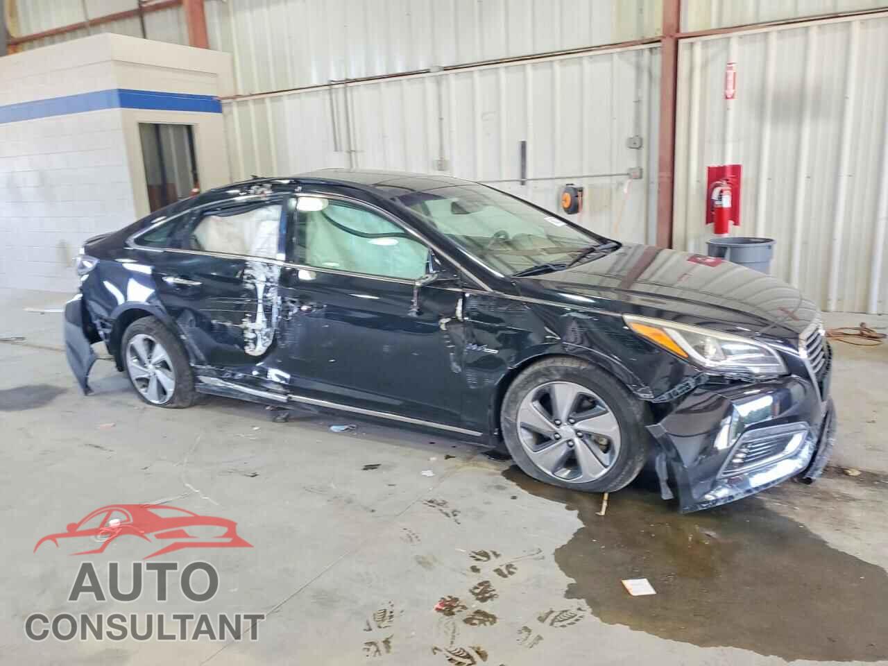 HYUNDAI SONATA 2017 - KMHE34L13HA045086