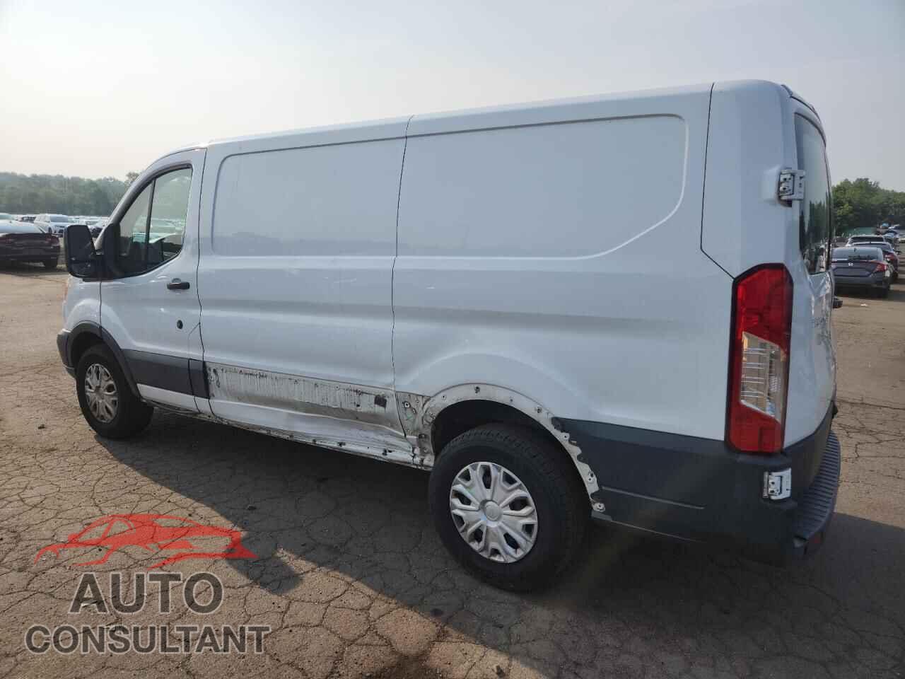 FORD TRANSIT 2018 - 1FTYR1YM7JKA99427