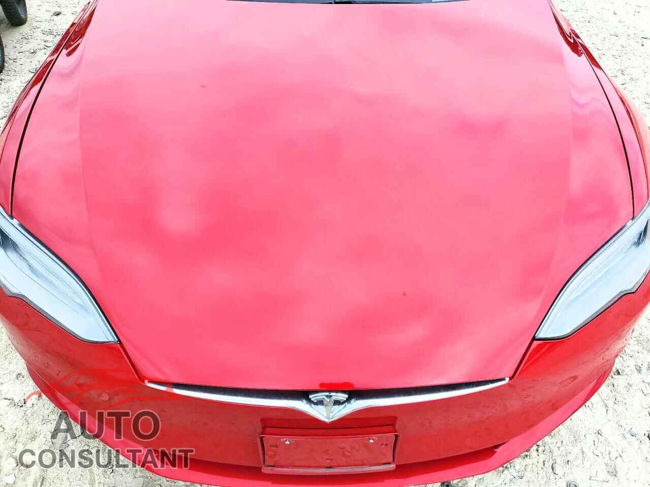 TESLA MODEL S 2018 - 5YJSA1E24JF277324