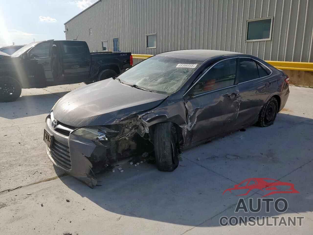 TOYOTA CAMRY 2016 - 4T4BF1FK7GR530539