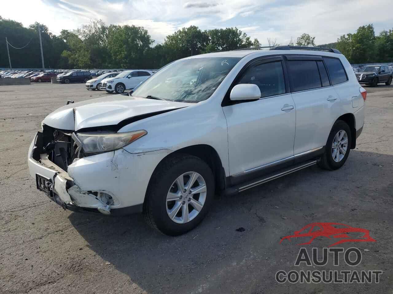 TOYOTA HIGHLANDER 2012 - 5TDBK3EH1CS138456