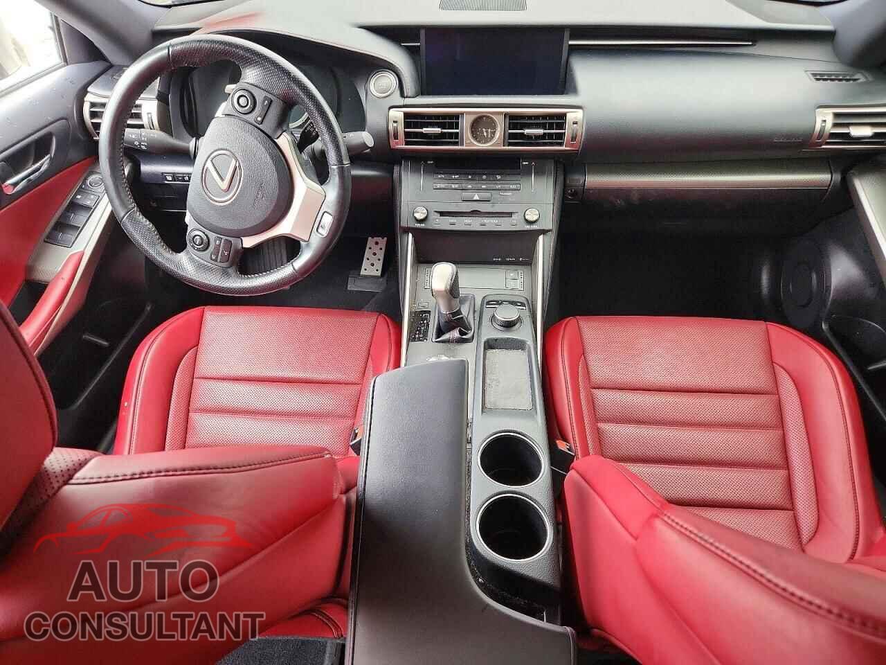 LEXUS IS 2016 - JTHCM1D2XG5012249