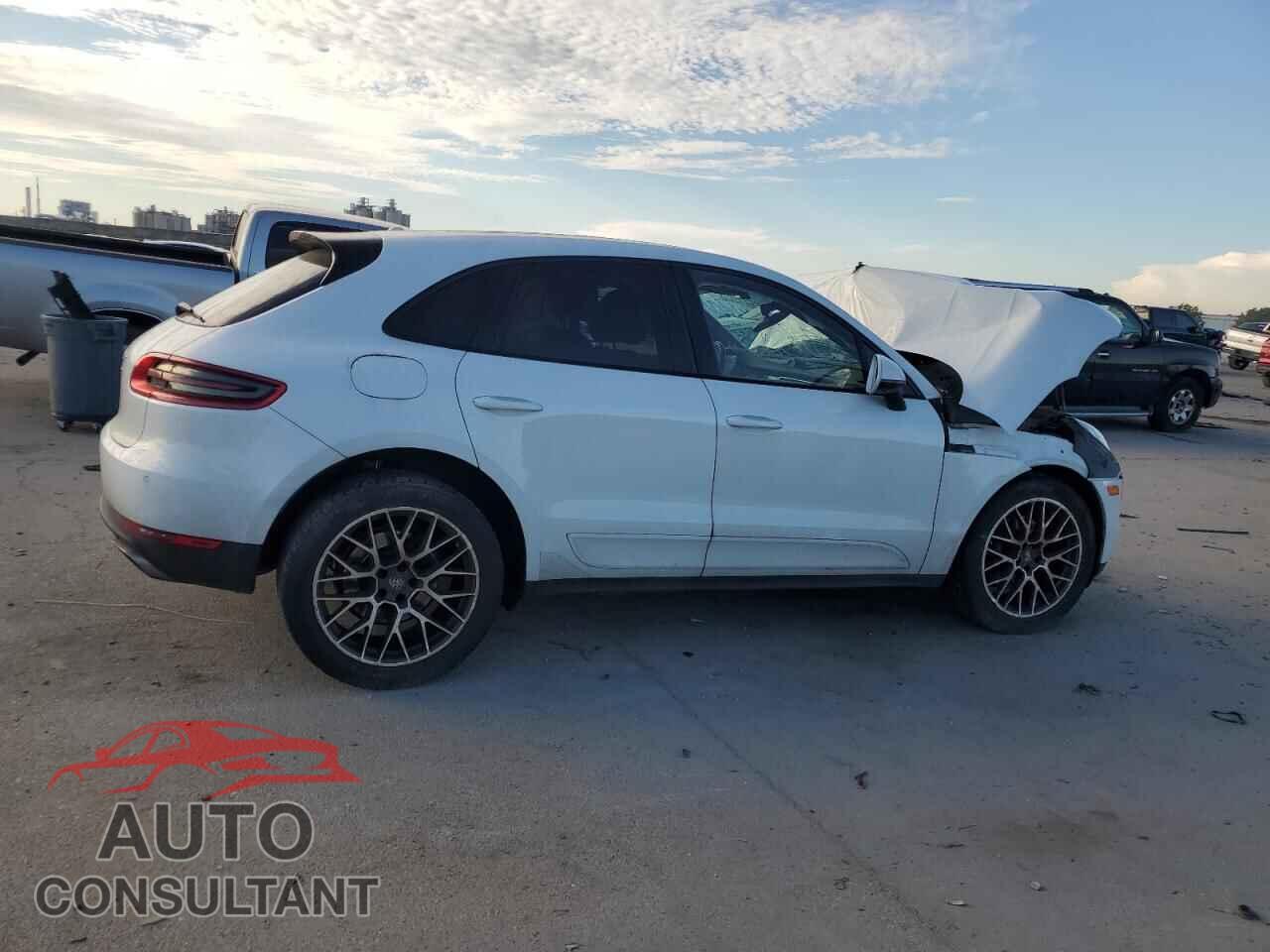 PORSCHE MACAN 2018 - WP1AA2A50JLB08480