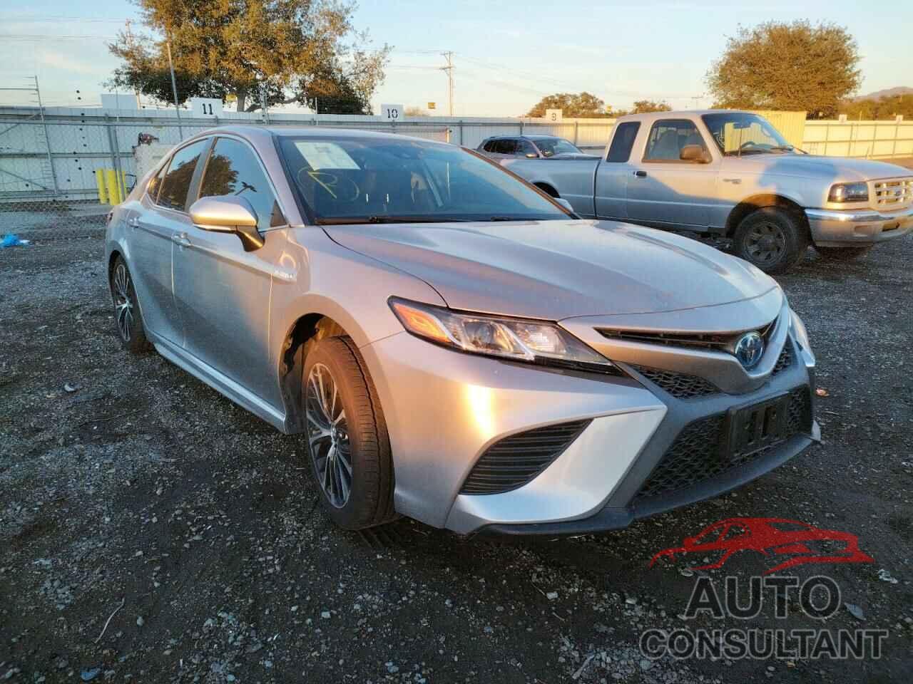 TOYOTA CAMRY 2019 - 4T1B21HK9KU512037