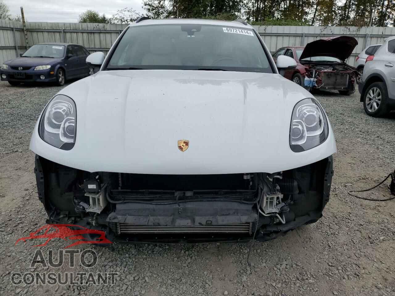 PORSCHE MACAN 2017 - WP1AA2A52HLB02884