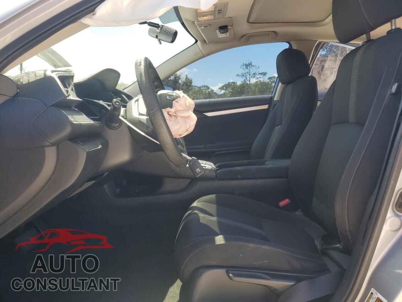HONDA CIVIC 2017 - 19XFC2F77HE066159