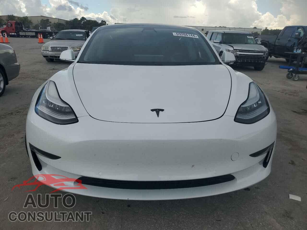 TESLA MODEL 3 2020 - 5YJ3E1EA6LF644890