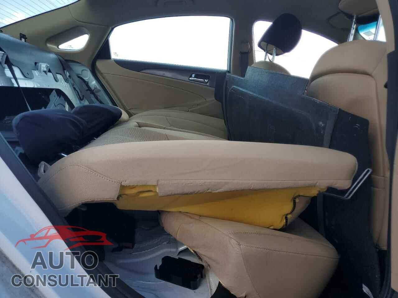 HYUNDAI SONATA 2015 - KMHEC4A48FA134341