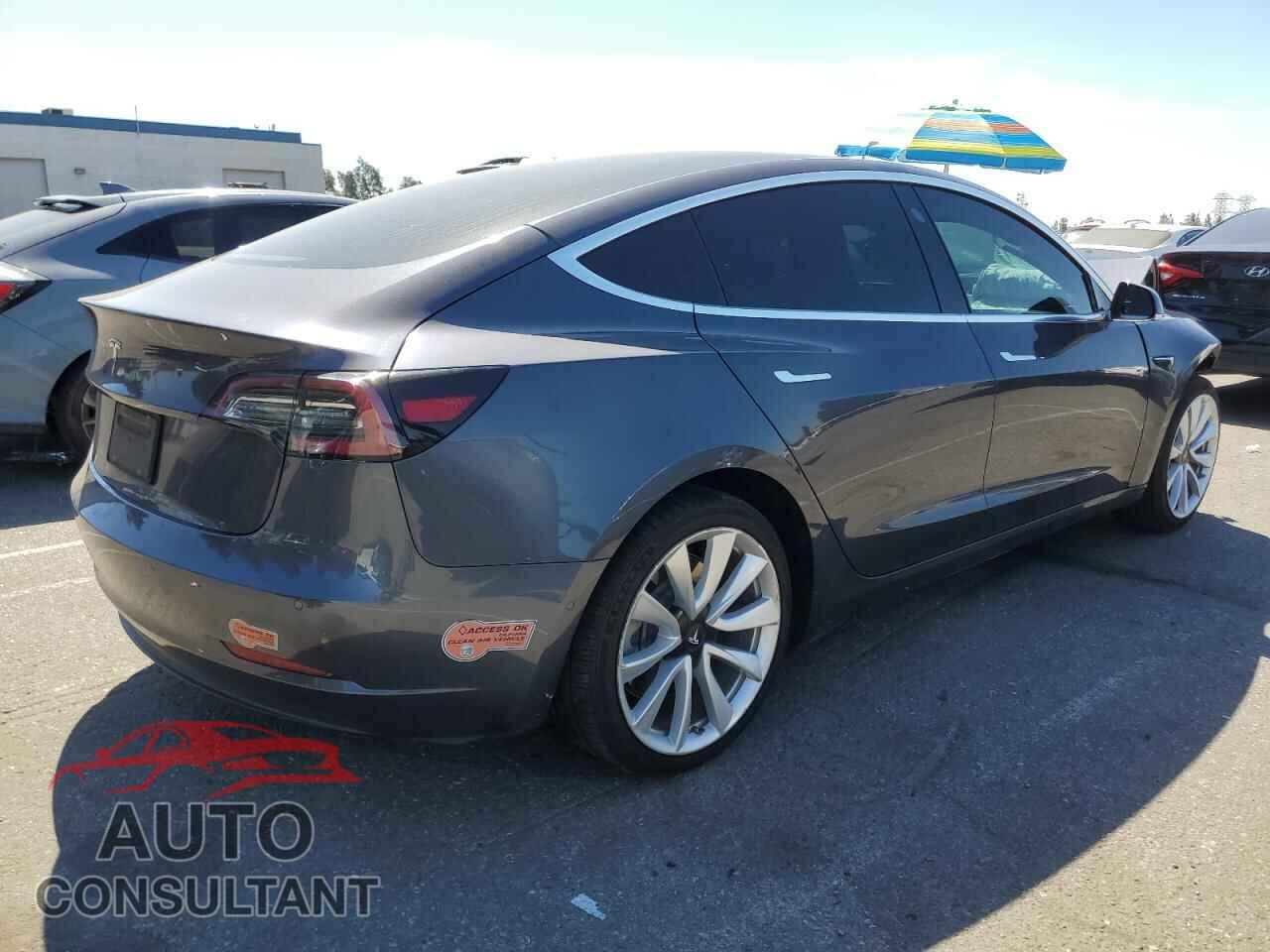 TESLA MODEL 3 2019 - 5YJ3E1EA5KF425417