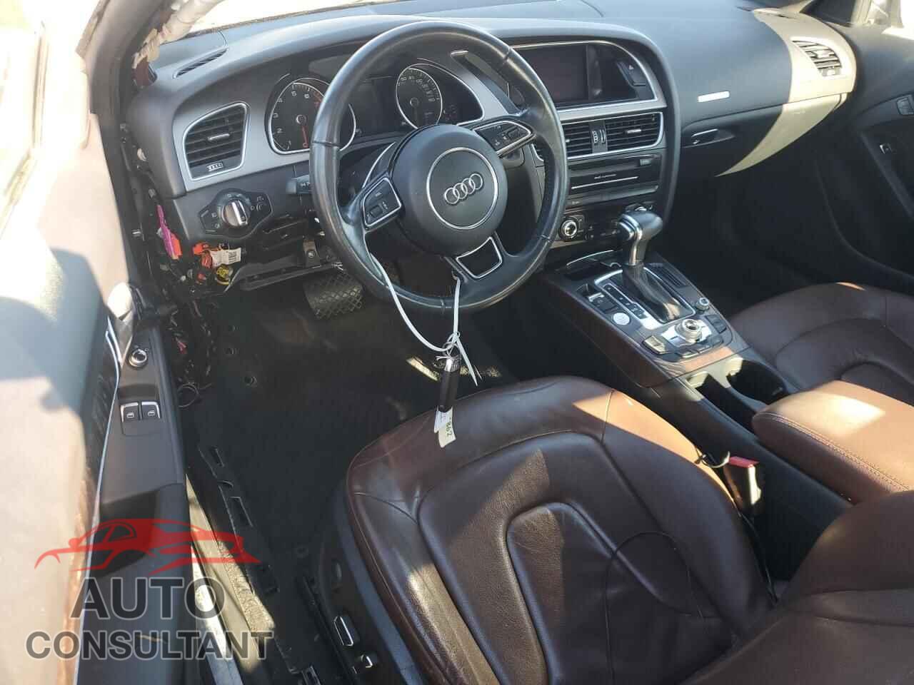 AUDI A5 2013 - WAULFAFR0DA059408
