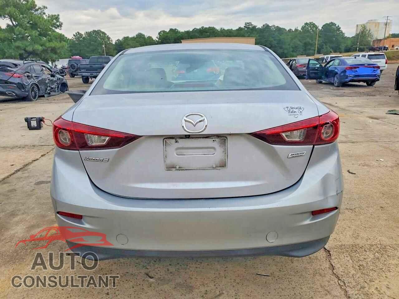 MAZDA 3 2017 - 3MZBN1V7XHM104541