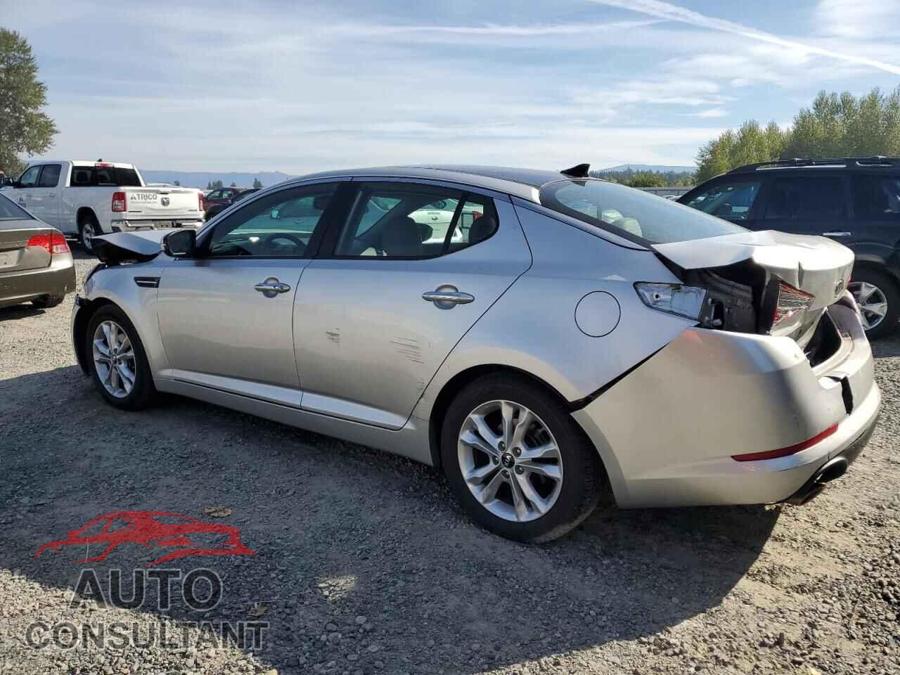 KIA OPTIMA 2011 - KNAGN4A79B5168001