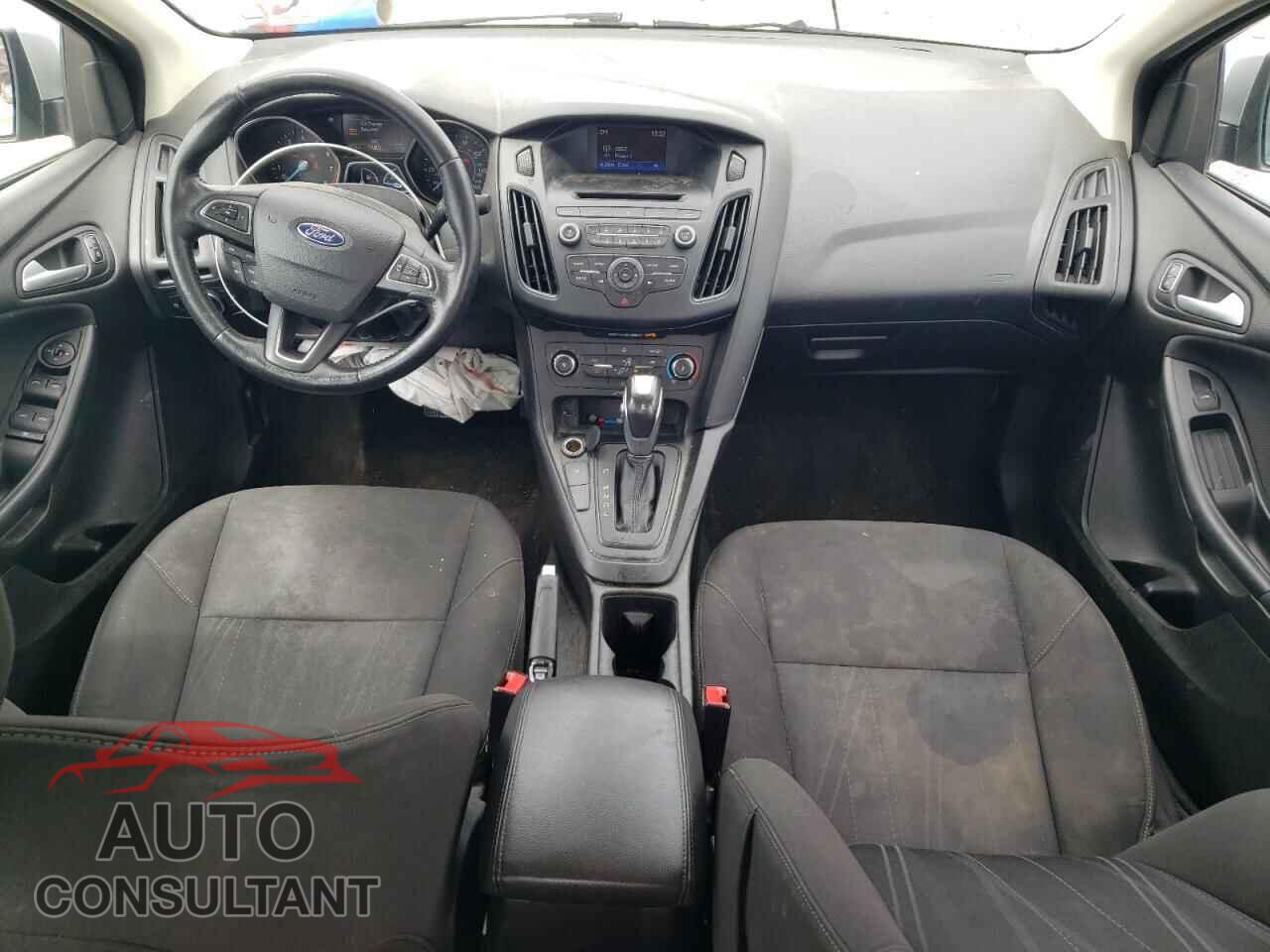 FORD FOCUS 2016 - 1FADP3F25GL232017