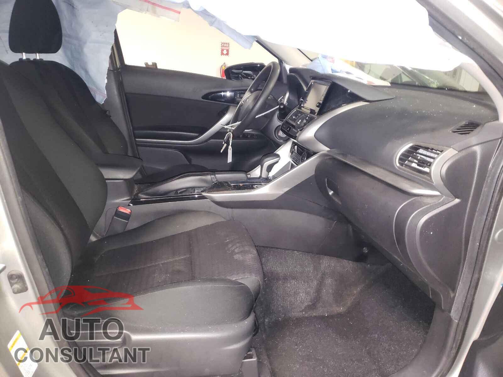 MITSUBISHI ECLIPSE 2019 - JA4AT3AA3KZ016562