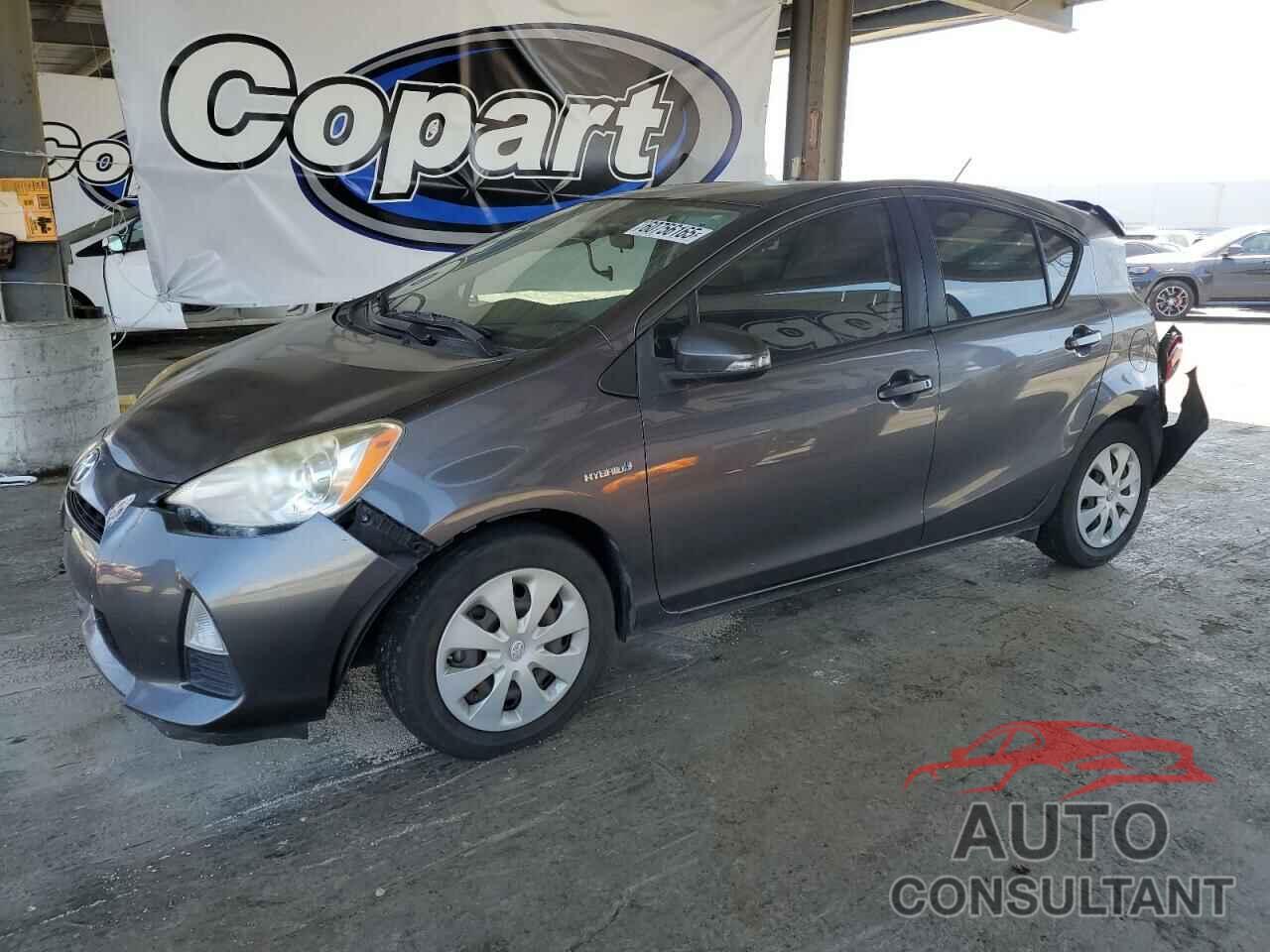 TOYOTA PRIUS 2013 - JTDKDTB39D1038932