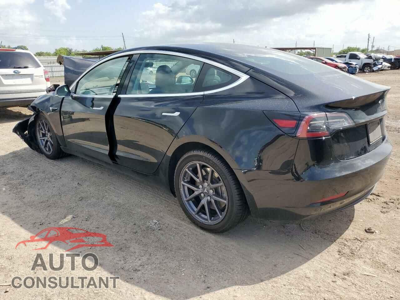 TESLA MODEL 3 2019 - 5YJ3E1EA5KF316715
