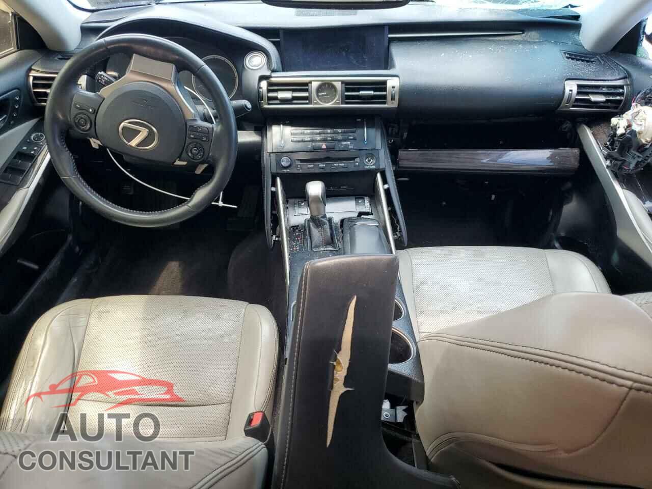 LEXUS IS 2014 - JTHCF1D21E5013037