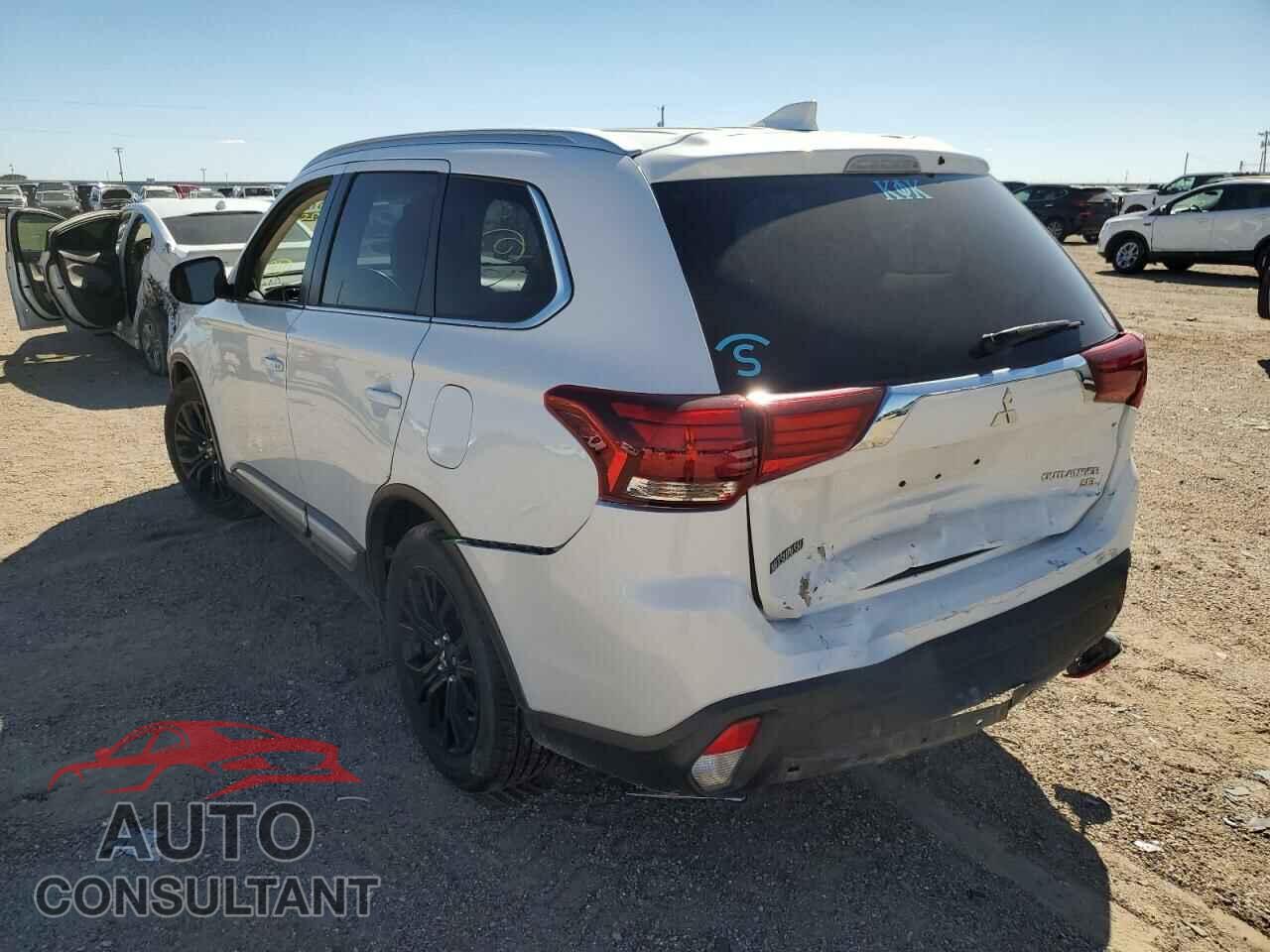 MITSUBISHI OUTLANDER 2017 - JA4AD3A32HZ007620