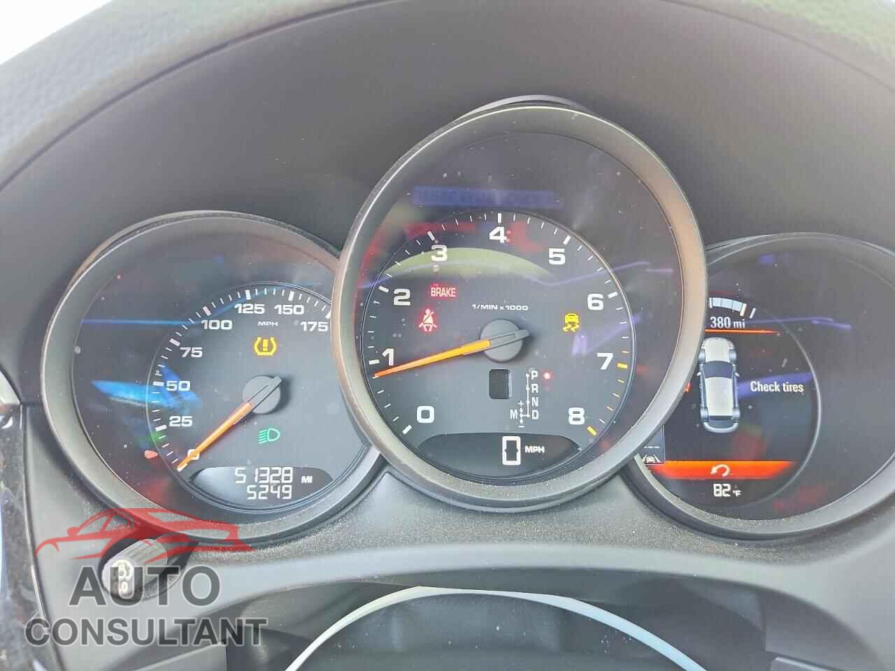 PORSCHE MACAN 2018 - WP1AA2A51JLB01750