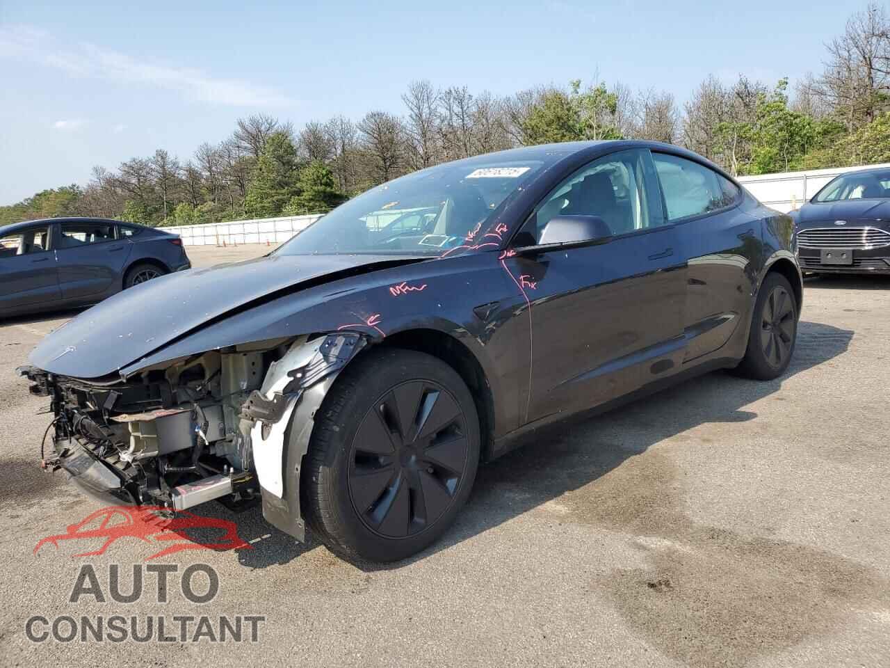 TESLA MODEL 3 2024 - 5YJ3E1EAXRF763325