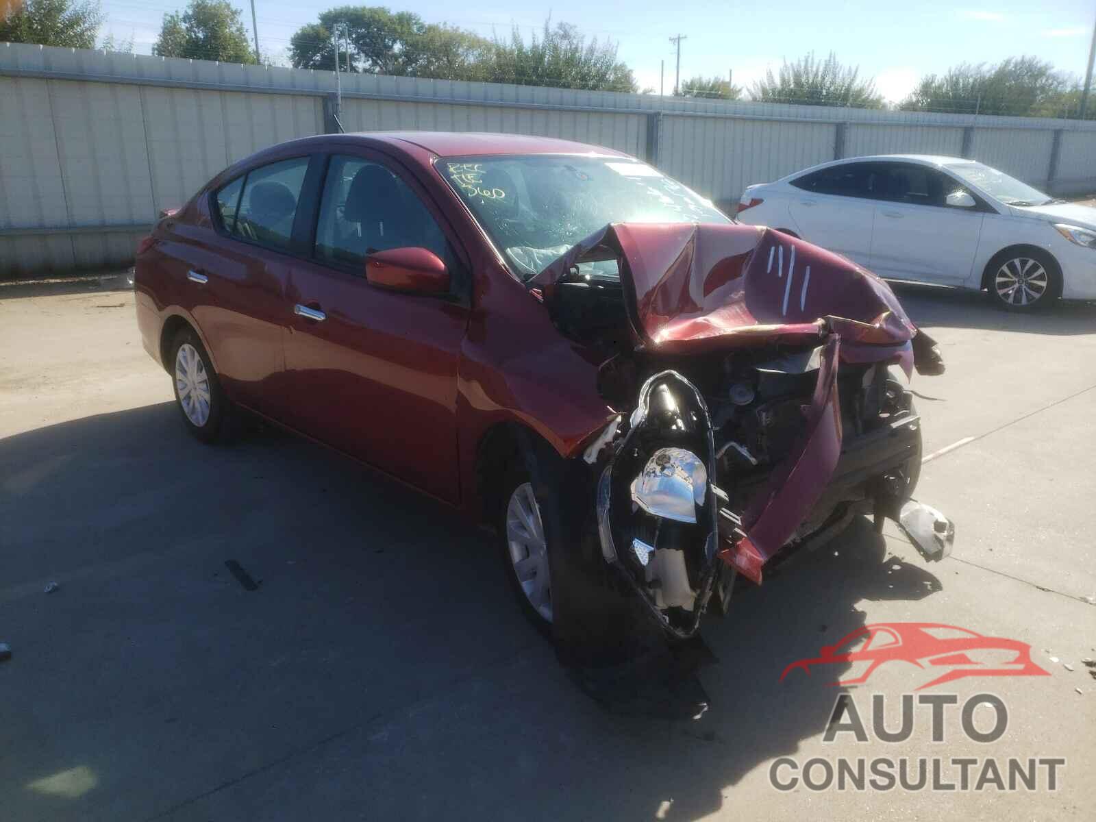 NISSAN VERSA 2017 - 3N1CN7AP8HK442471