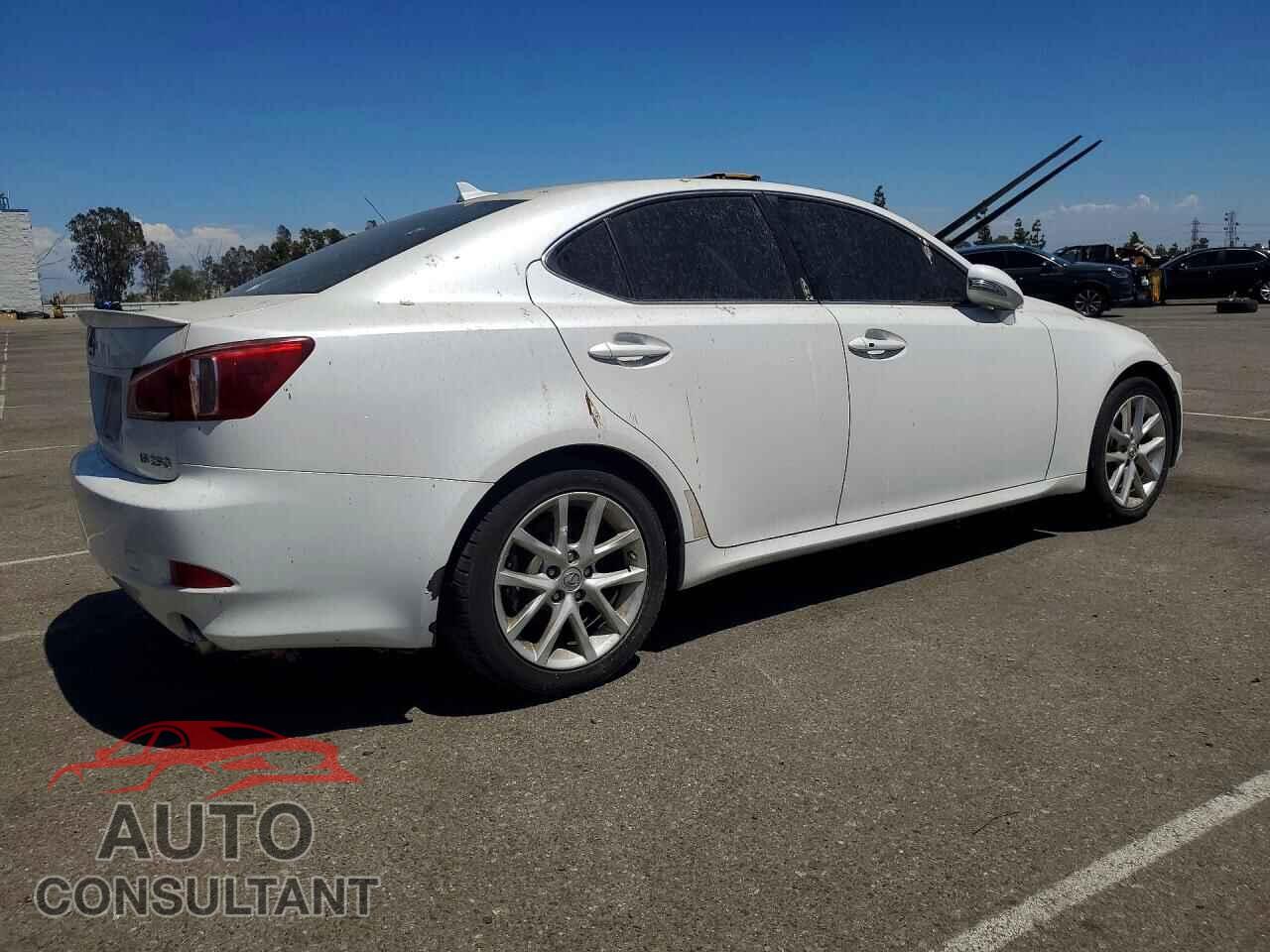 LEXUS IS 2011 - JTHBF5C20B5144279