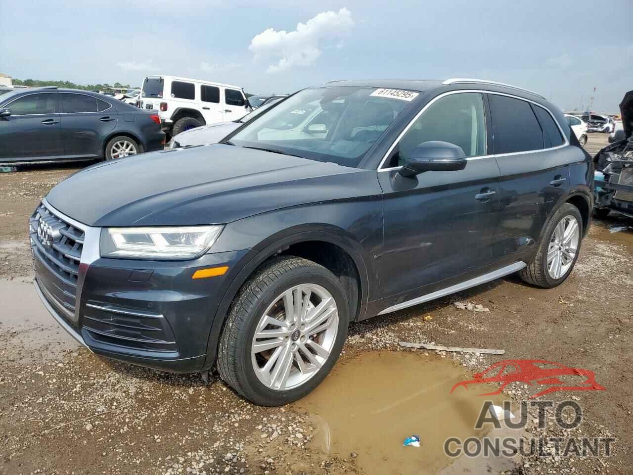 AUDI Q5 2018 - WA1CNAFY6J2000490
