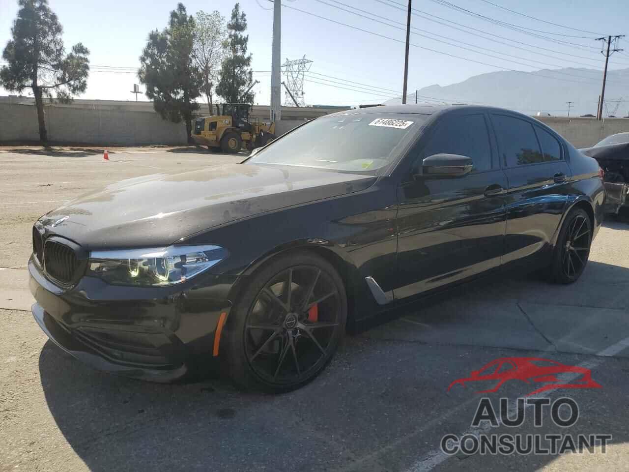 BMW 5 SERIES 2019 - WBAJA5C51KG900855