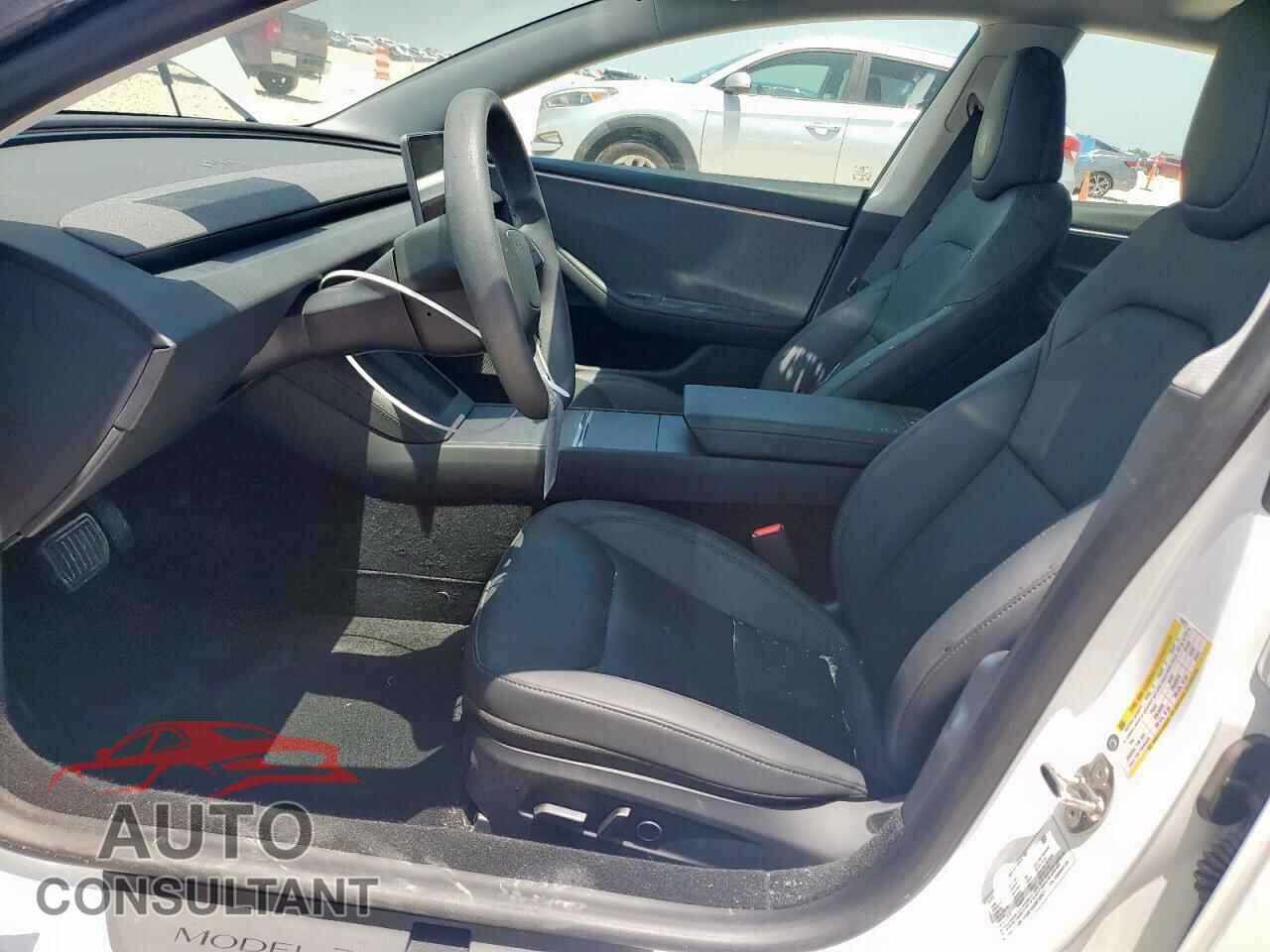 TESLA MODEL 3 2024 - 5YJ3E1EA3RF762677