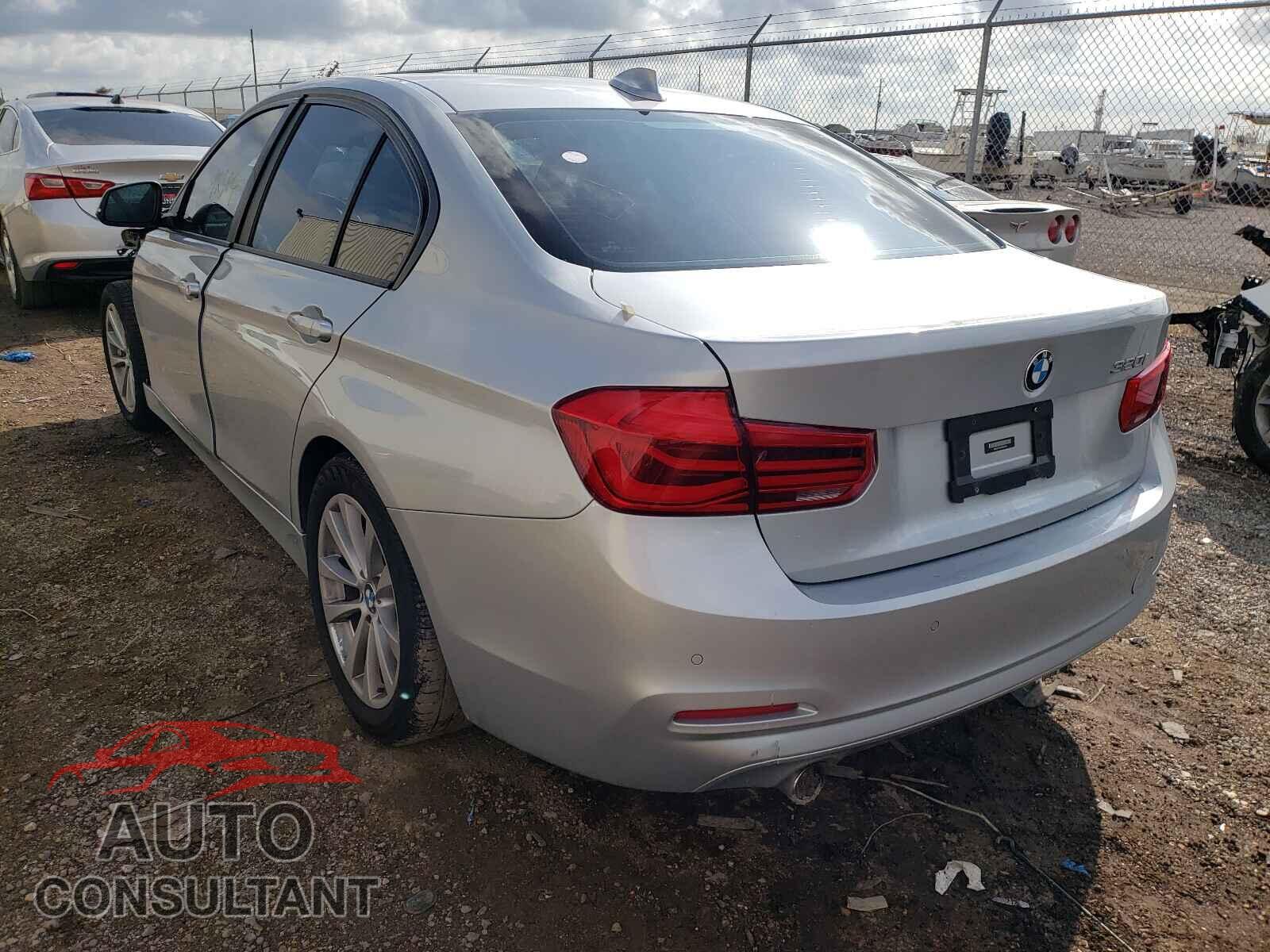 BMW 3 SERIES 2017 - WBA8A9C56HK620005