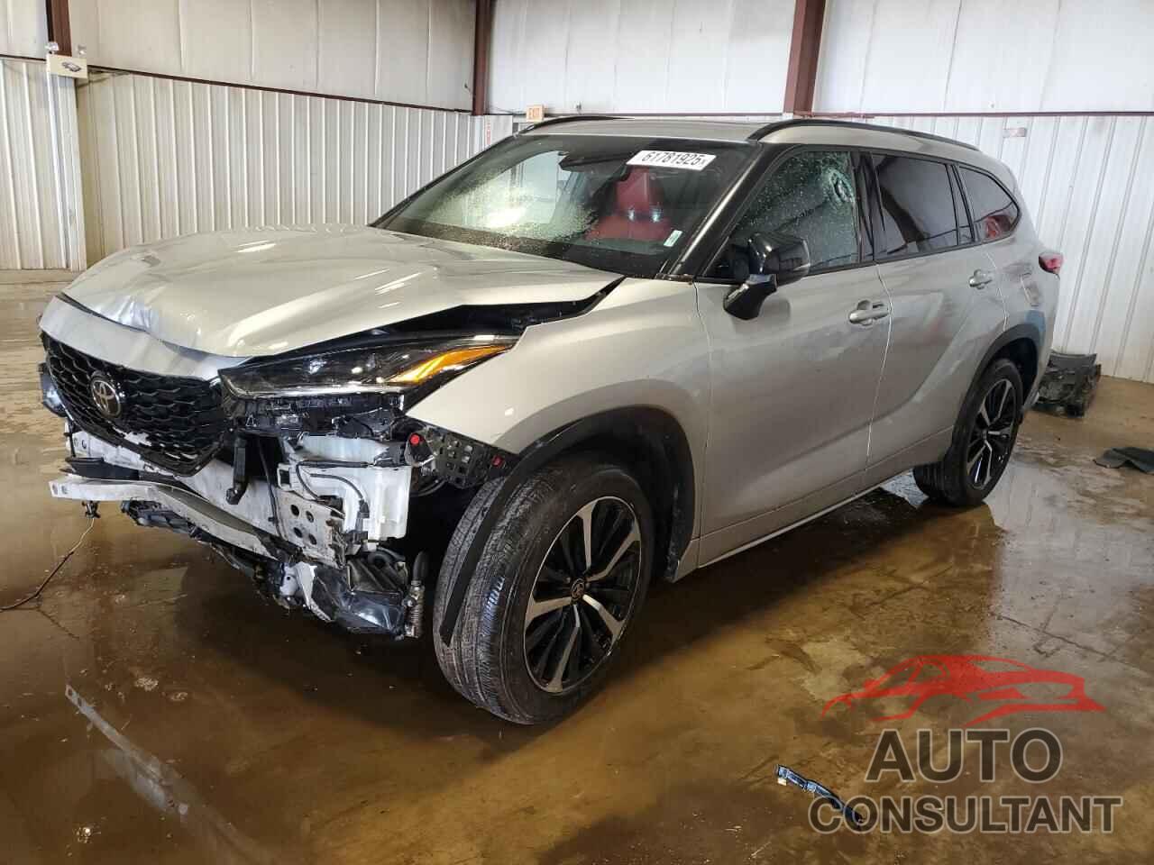 TOYOTA HIGHLANDER 2021 - 5TDLZRBH3MS138001