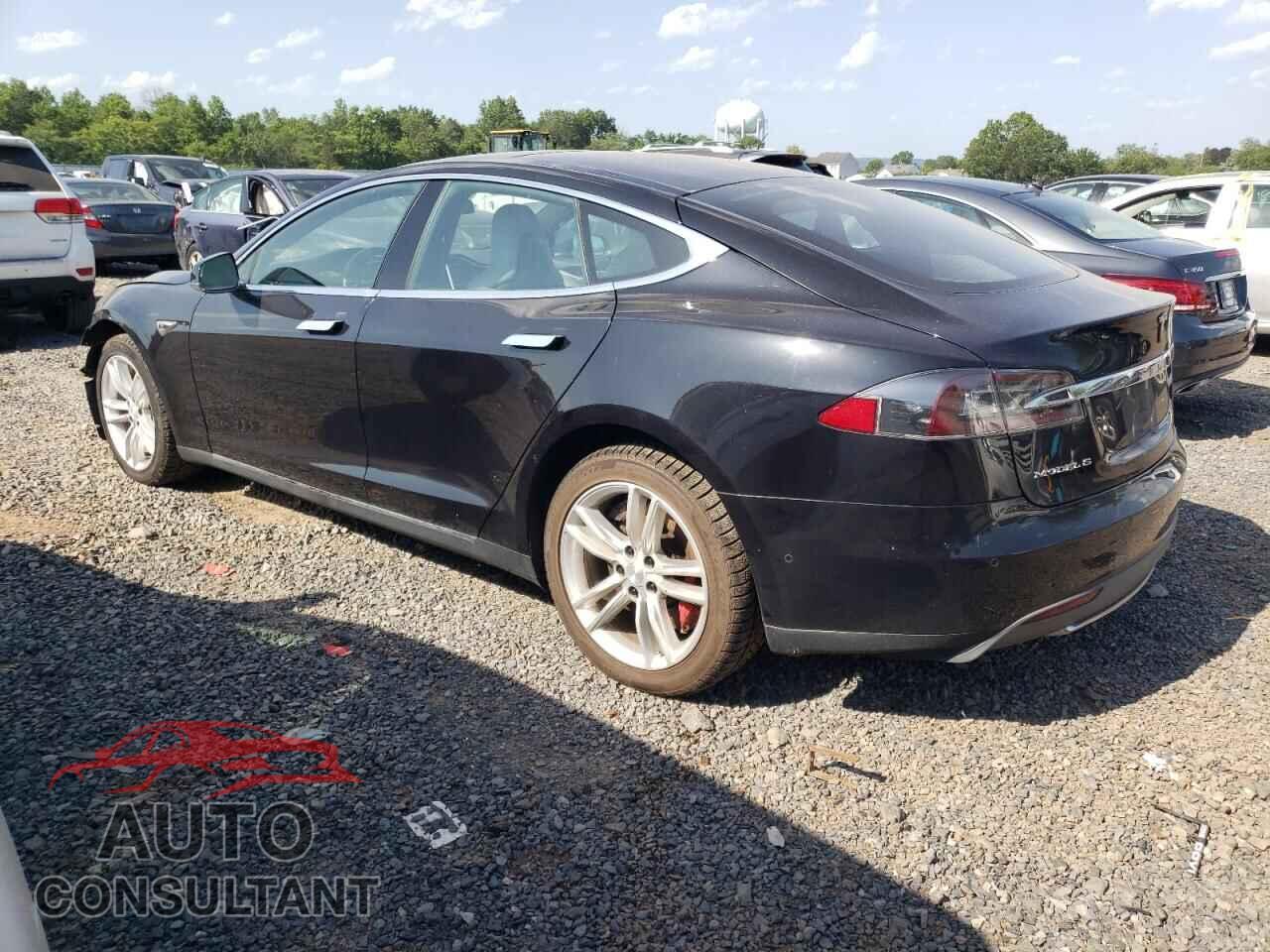 TESLA MODEL S 2015 - 5YJSA1E48FF118461