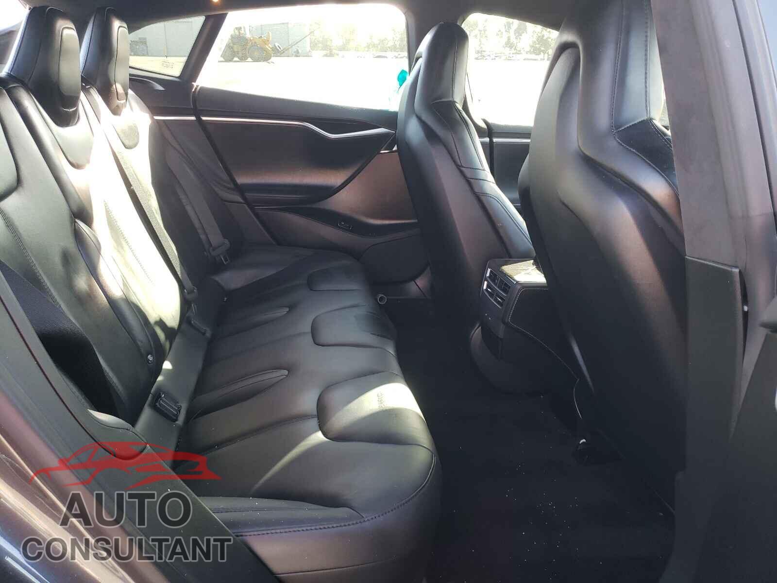 TESLA MODEL S 2016 - 5YJSA1E23GF166885