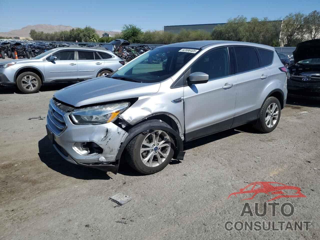 FORD ESCAPE 2017 - 1FMCU9GD9HUC95646