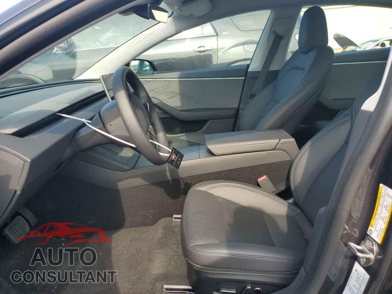 TESLA MODEL 3 2024 - 5YJ3E1EA9RF770413
